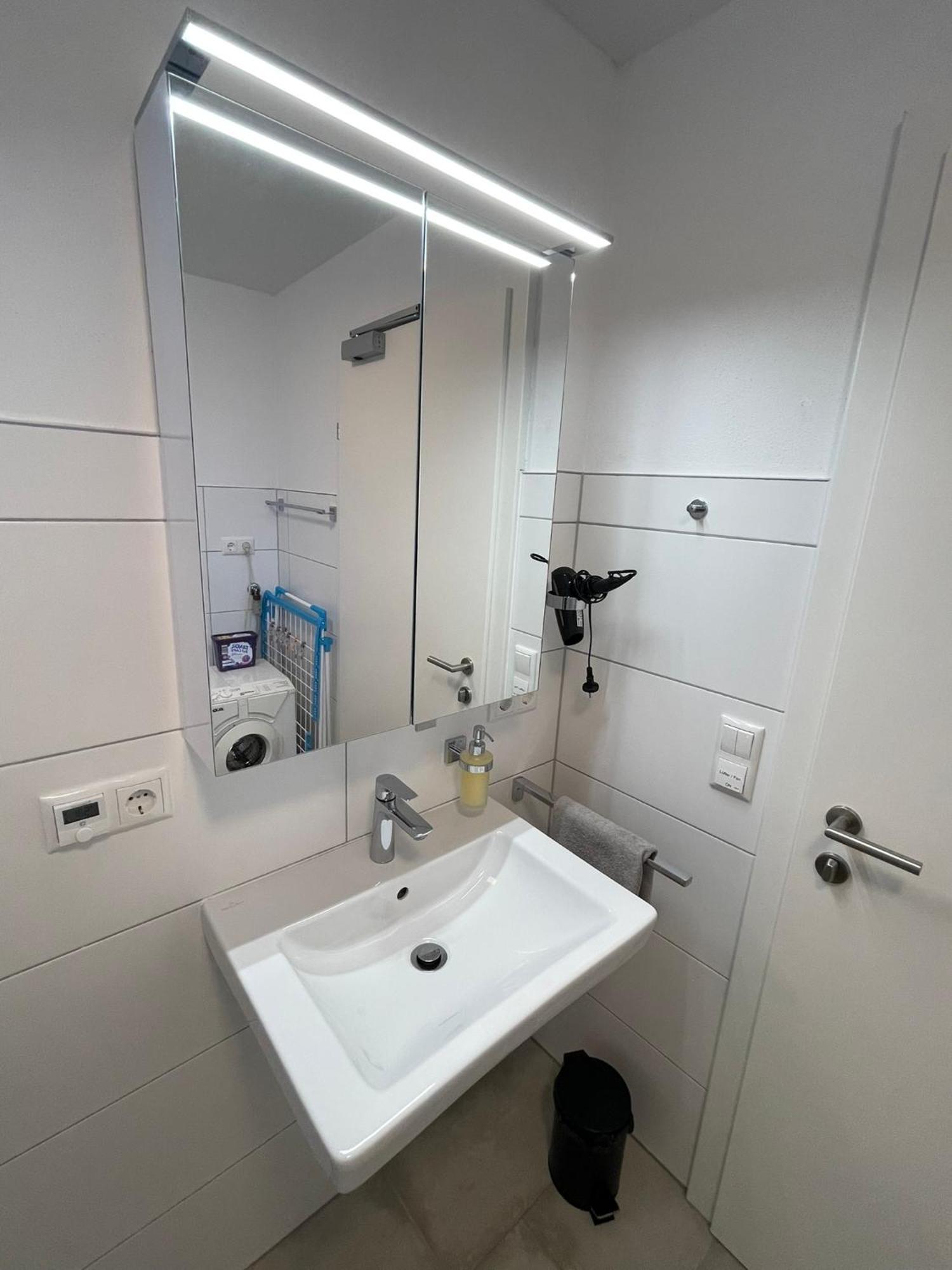 Mitzis Stubn Apartments - Bad Goisern - 24-Hour Self Check-In 外观 照片